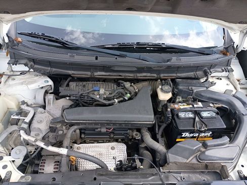 Used 2016 Nissan Rogue S image 9