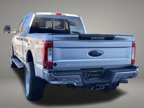 Used 2017 Ford F350 Lariat w/ Chrome Package image 3