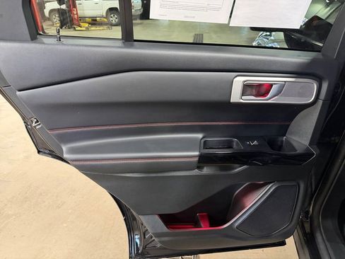 Used 2023 Ford Explorer ST-Line w/ Class IV Trailer Tow Package image 25