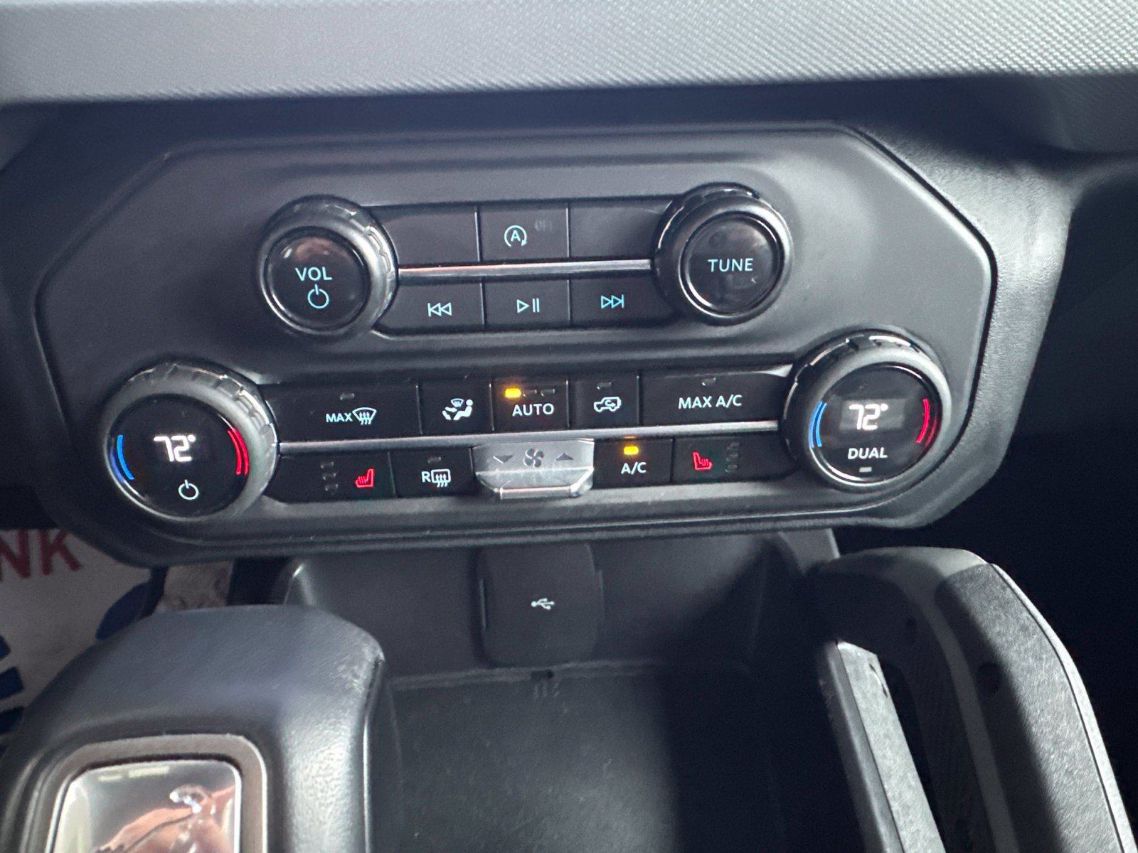 Certified 2024 Ford Bronco Big Bend AWD/4WD image 30