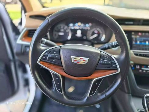 Used 2017 Cadillac XT5 Platinum image 20