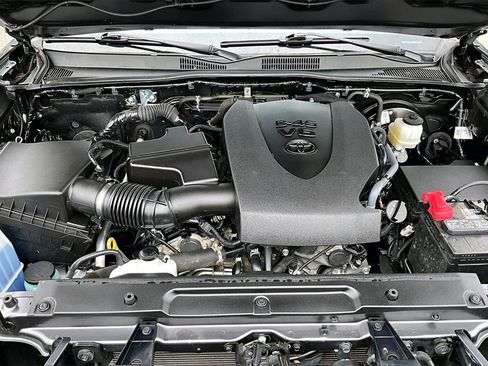 Used 2023 Toyota Tacoma TRD Sport image 27