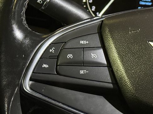 Used 2019 Cadillac XT5 Premium Luxury w/ Driver Assist Package image 18