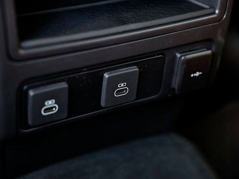 New 2026 Jaguar F-PACE R-Dynamic S image 31