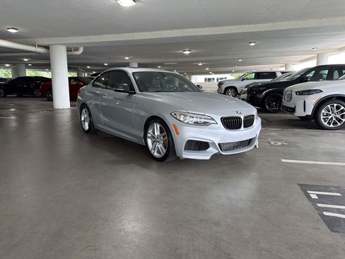Used 2016 BMW 228i Coupe RWD image 4