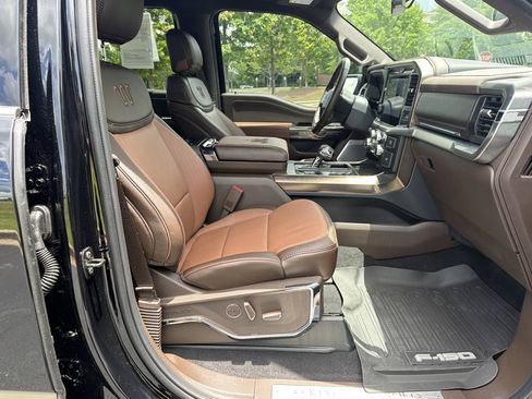 Used 2025 Ford F150 King Ranch w/ FX4 Off-Road Package AWD/4WD image 31