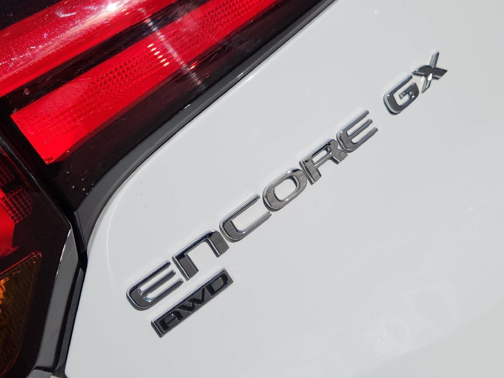Used 2025 Buick Encore GX Preferred AWD/4WD image 22