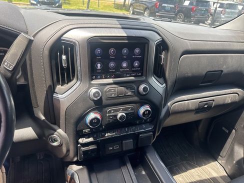 Used 2020 GMC Sierra 3500 Denali w/ Denali Ultimate Package AWD/4WD image 11
