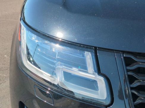 Used 2019 Land Rover Range Rover HSE image 9
