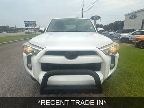Used 2014 Toyota 4Runner SR5 RWD image 4