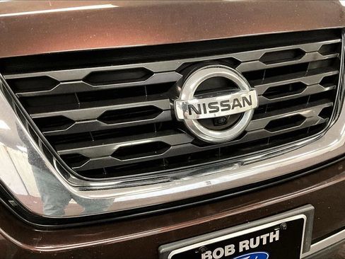 Used 2019 Nissan Pathfinder SL w/ SL Premium Package image 31