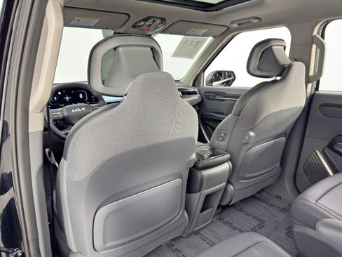 Used 2025 Kia EV9 Light Long Range image 34