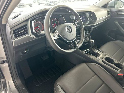 Certified 2021 Volkswagen Jetta SE w/ SE Cold Weather Package FWD image 14