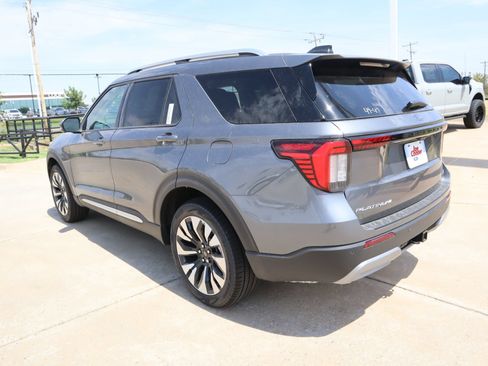 New 2026 Ford Explorer Platinum w/ LUX Leather Package AWD/4WD image 24