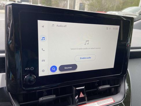 Used 2025 Toyota Corolla SE image 20