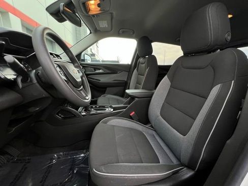 Used 2022 Chevrolet TrailBlazer LT w/ Convenience Package image 15