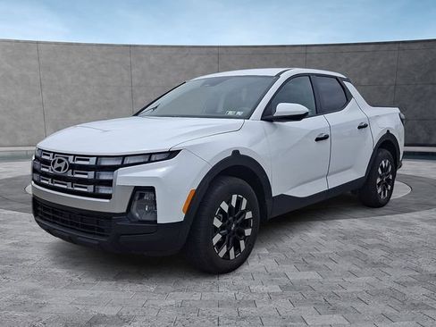 Certified 2025 Hyundai Santa Cruz SE AWD/4WD image 3