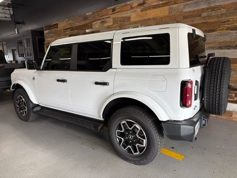 Used 2026 Ford Bronco Outer Banks AWD/4WD image 7
