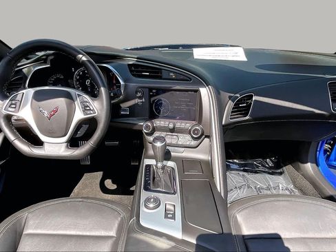 Used 2019 Chevrolet Corvette Stingray Convertible w/ 2LT Preferred Equipment Group RWD image 15