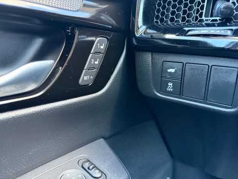Used 2023 Honda CR-V EX-L image 24