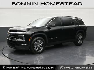 Used 2025 Chevrolet Traverse LT FWD video 1