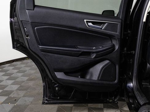 Used 2022 Ford Edge SEL image 36