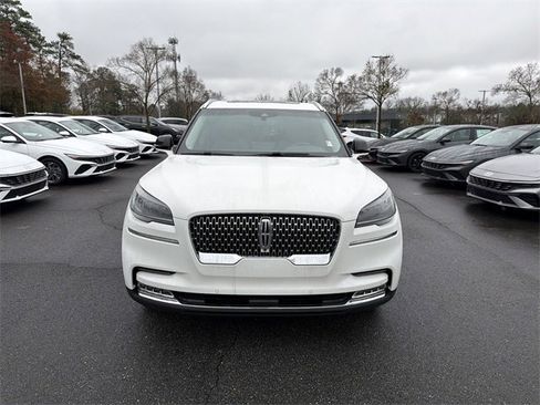 Used 2021 Lincoln Aviator Reserve w/ Equipment Group 201A image 2