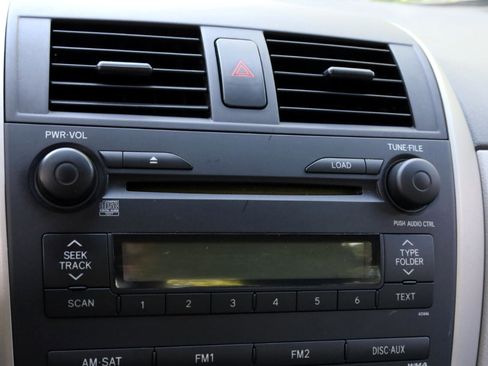 Used 2009 Toyota Corolla XLE image 23