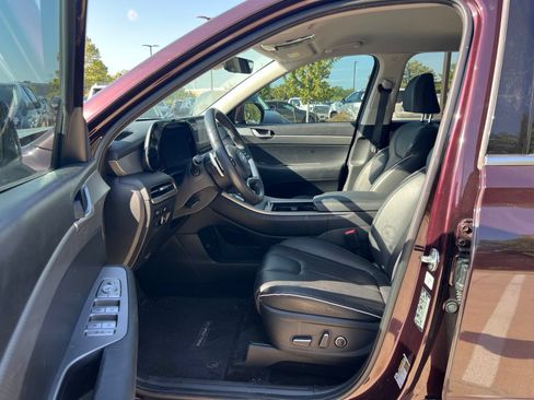 Used 2023 Hyundai Palisade SEL w/ Cargo Package FWD image 25