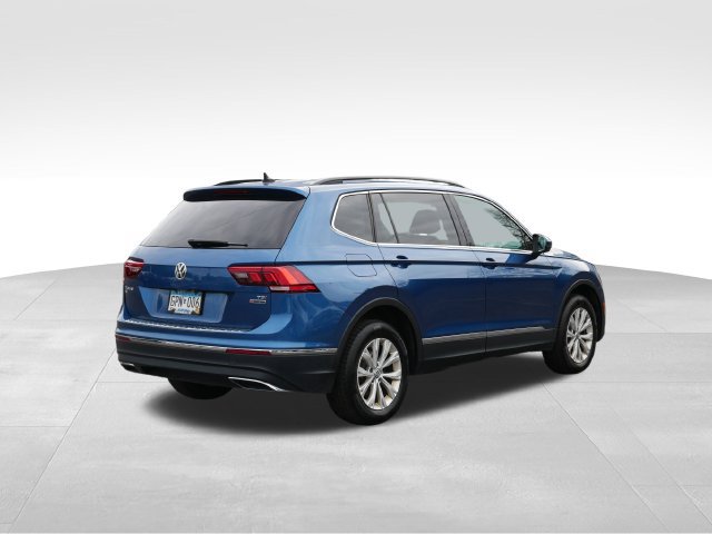 Used 2018 Volkswagen Tiguan SE w/ Panoramic Sunroof Package AWD/4WD image 7
