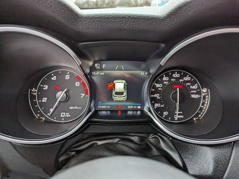 Used 2022 Alfa Romeo Stelvio Veloce AWD/4WD image 18