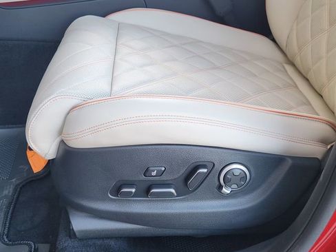 New 2026 Genesis GV70 3.5T Sport Prestige AWD/4WD image 19