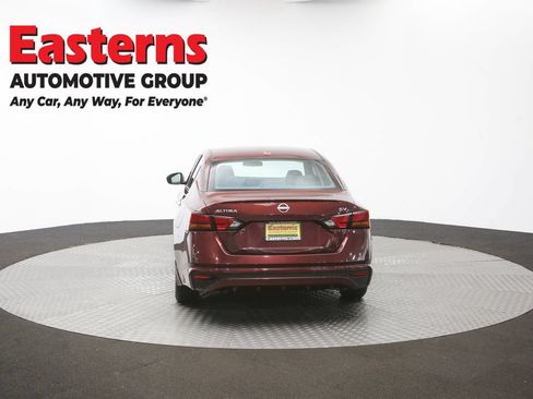 Used 2024 Nissan Altima 2.5 SV FWD image 35