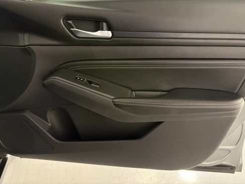 Used 2019 Nissan Altima 2.5 S image 38