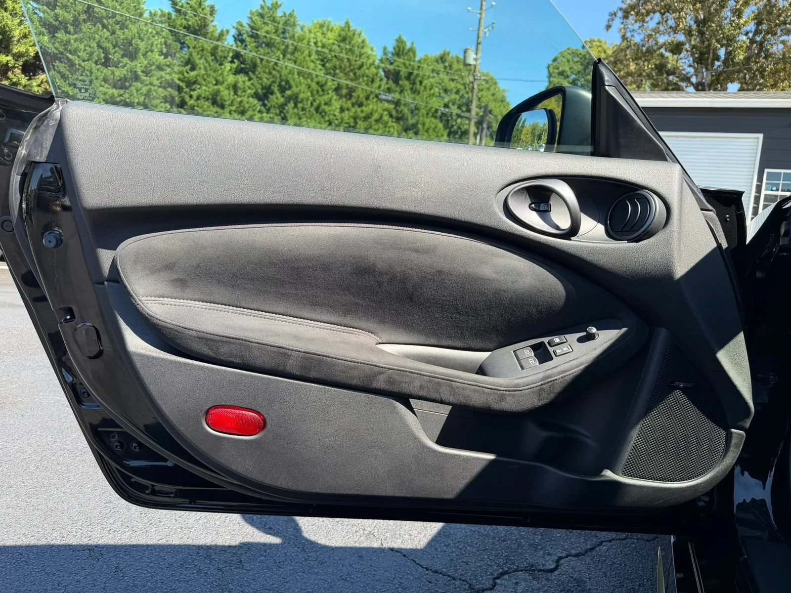 Used 2017 Nissan 370Z NISMO RWD image 19