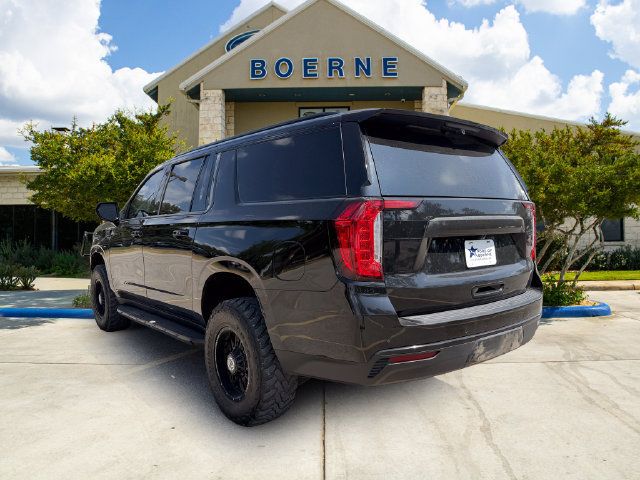Used 2022 GMC Yukon XL SLE w/ Max Trailering Package AWD/4WD image 3