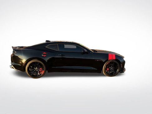 Used 2021 Chevrolet Camaro LT w/ Redline Edition image 7