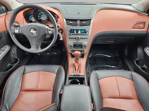 Used 2008 Chevrolet Malibu LTZ image 2