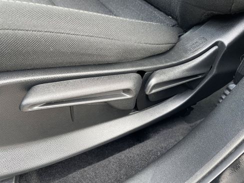 Used 2024 Honda HR-V LX image 13
