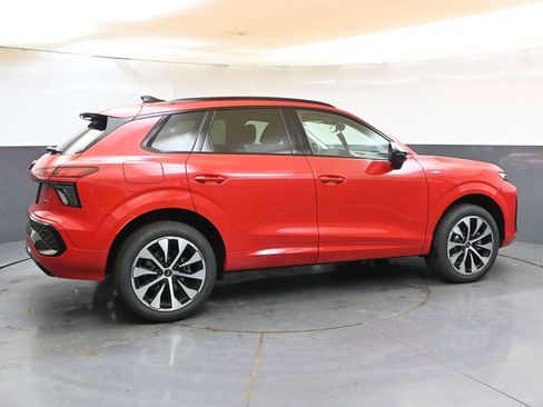 New 2026 Audi Q3 quattro 2.0T AWD/4WD image 6