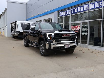 New 2026 GMC Sierra 2500 SLT w/ SLT Premium Package