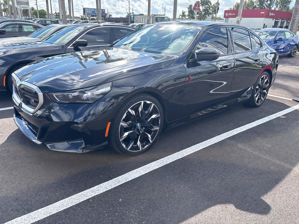 Used 2024 BMW i5 M60 w/ Premium Package AWD/4WD image 9
