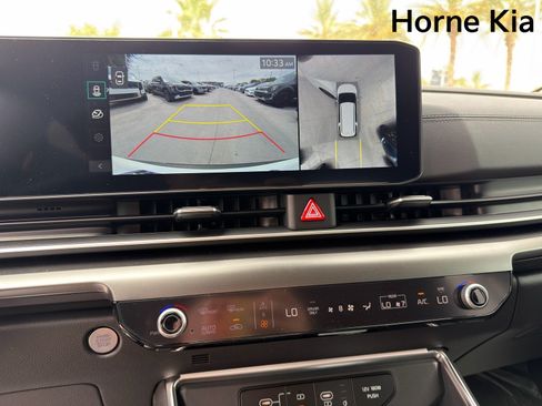 New 2026 Kia Carnival SX Prestige FWD image 17