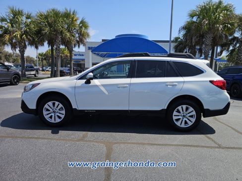 Used 2018 Subaru Outback 2.5i Premium w/ Popular Package #1 image 2