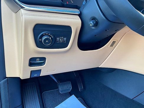 New 2025 Jeep Grand Cherokee Summit image 18