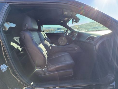 Used 2023 Dodge Challenger SXT w/ Plus Package image 10