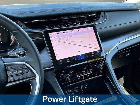 Used 2023 Jeep Grand Cherokee L Limited image 10