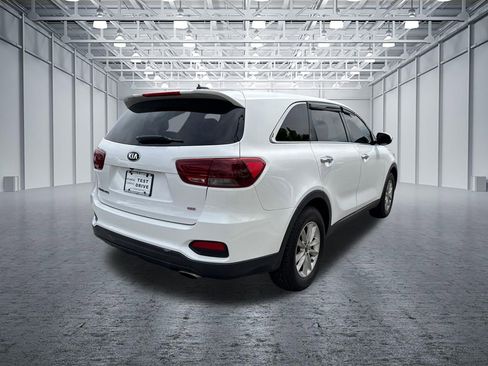 Used 2019 Kia Sorento FWD image 7