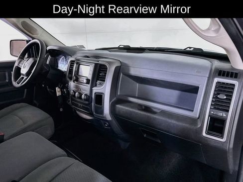 Used 2016 RAM 1500 Express AWD/4WD image 25