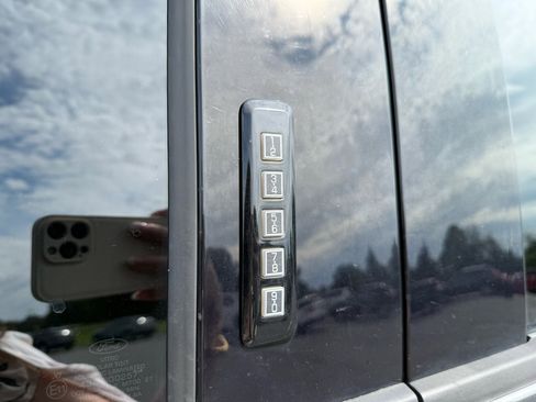 Used 2019 Ford F150 XLT w/ Equipment Group 302A Luxury image 44